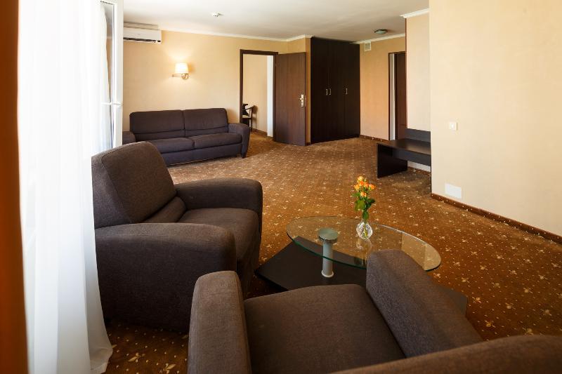 Ok Hotel 3*