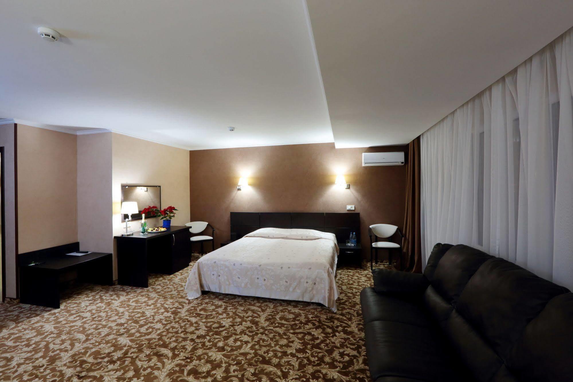 Ok Hotel Odessa
